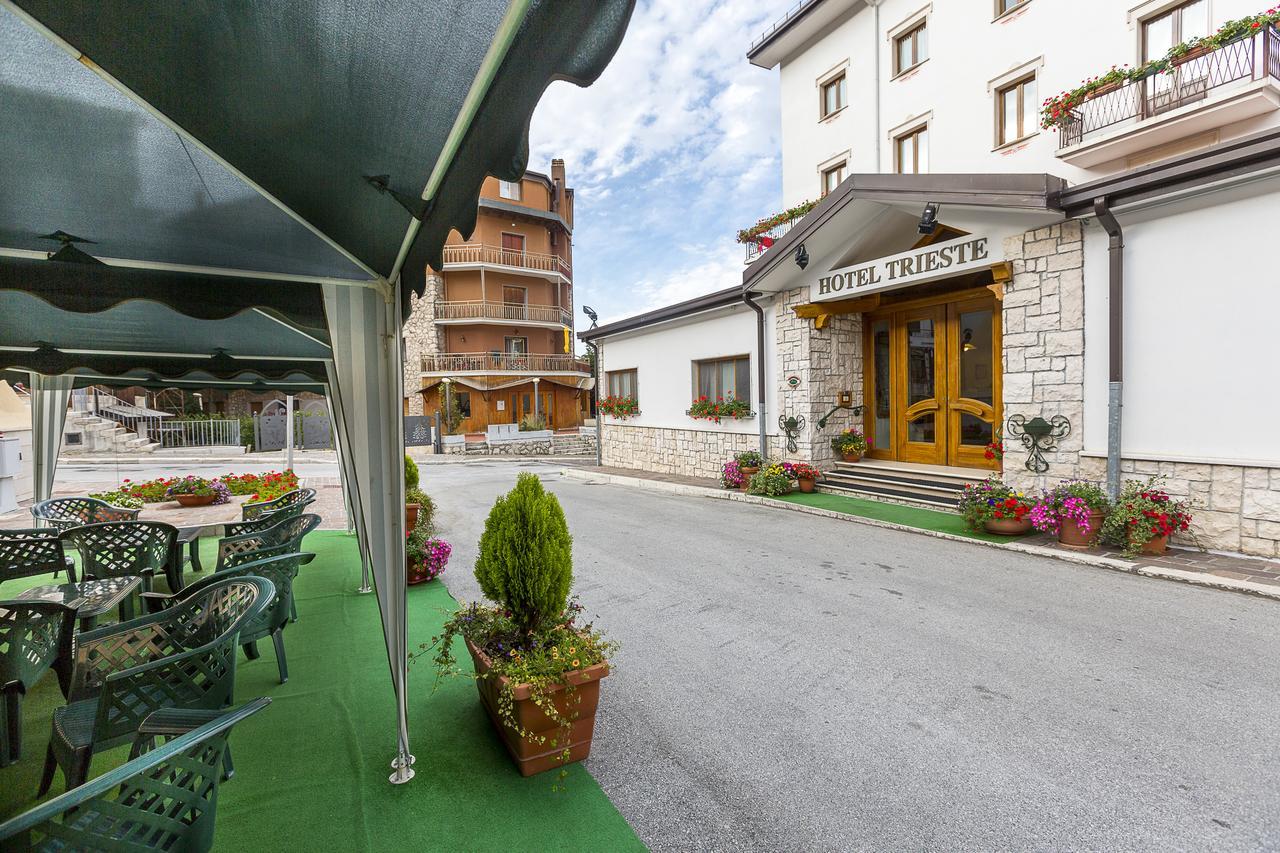 Hotel Trieste Рокказаро Экстерьер фото