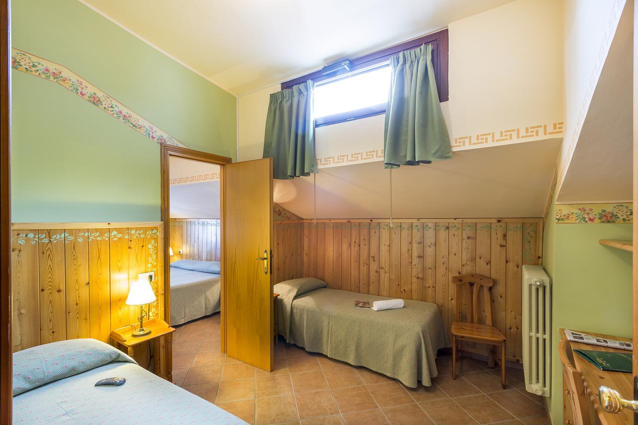 Hotel Trieste Рокказаро Экстерьер фото